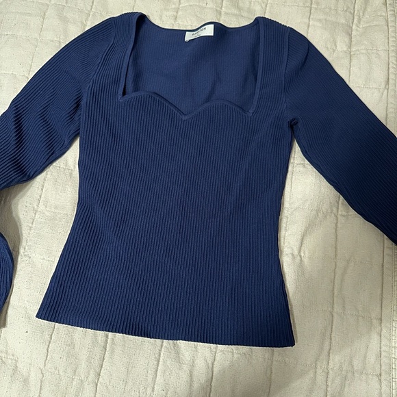 Aritzia Mauve Long Sleeve Top - Picture 4 of 4